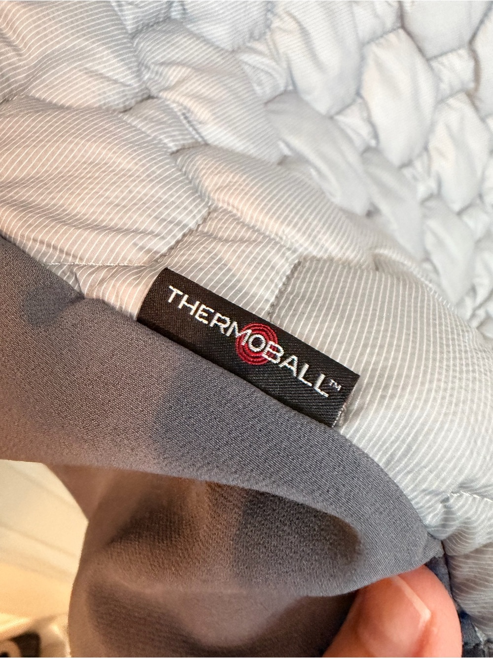 The North Face ThermoBall Hooded Hybrid Jacket – Women’s Large - Picture 6 of 6
